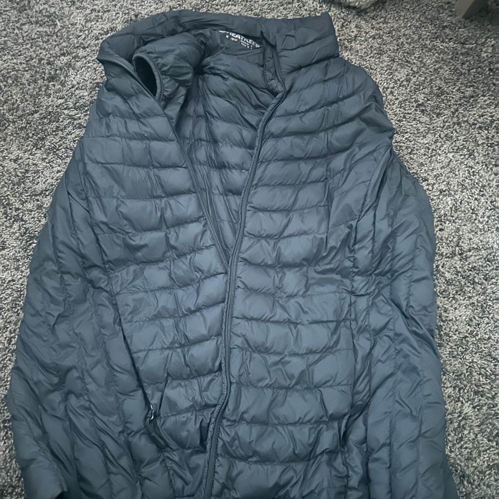 grey puffer vest size XL